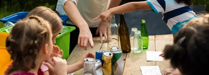 Jätteiden lajittelu kotona – näin teet kierrätyksestä hauskaa!