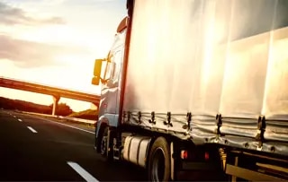 Nedbringelse af affaldsmængder og transportemissioner