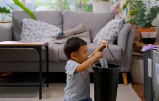 Kertakäyttöisen muovin poistaminen käytöstä