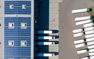 Collaborer avec nos transporteurs pour réduire les émissions de CO₂